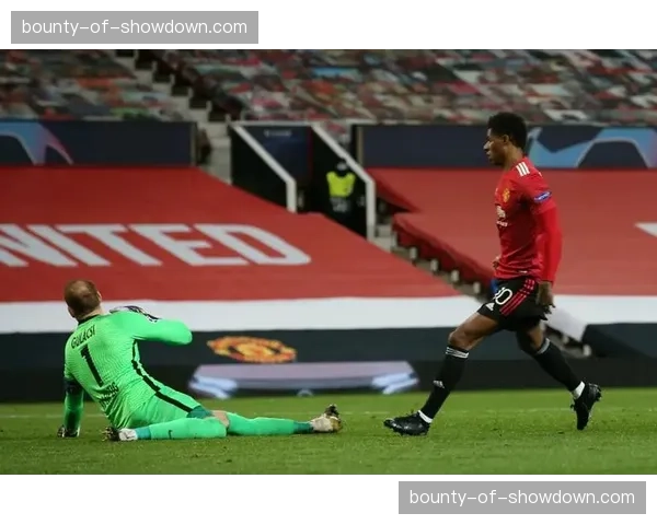 桑德兰边路反击体系受损 穆杰莱雷尼尔多同时伤缺 桑德兰边路反击体系受损 穆杰莱雷尼尔多同时伤缺